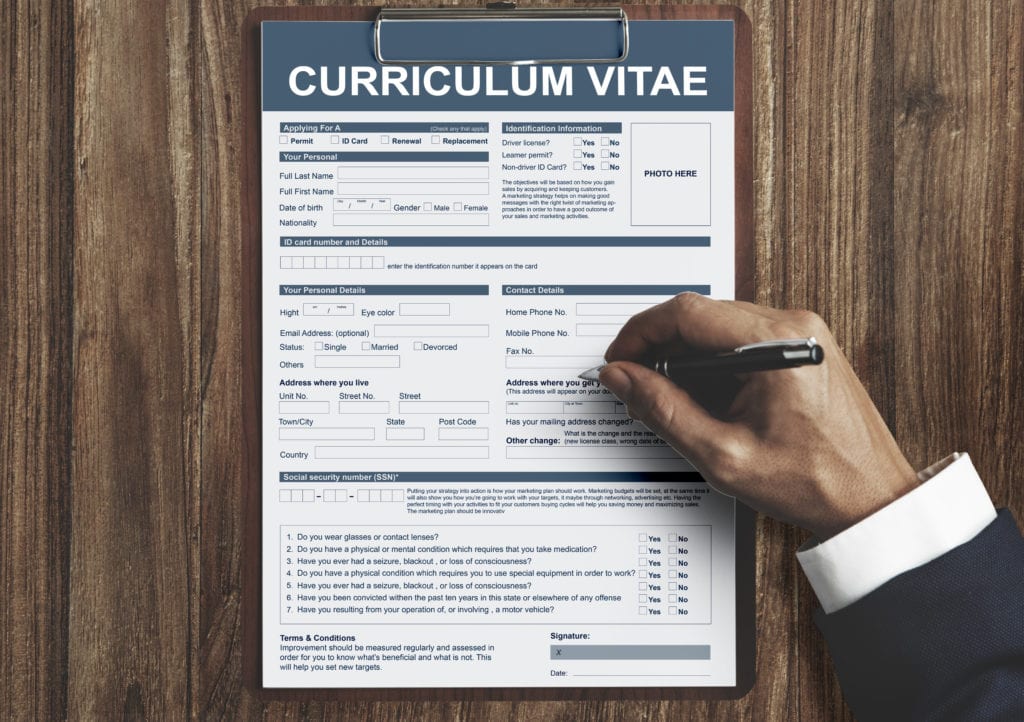 בתמונה: קורות חיים מתורגמים לאנגלית curriculum vitae resume job application concept P7SNDLJ scaled